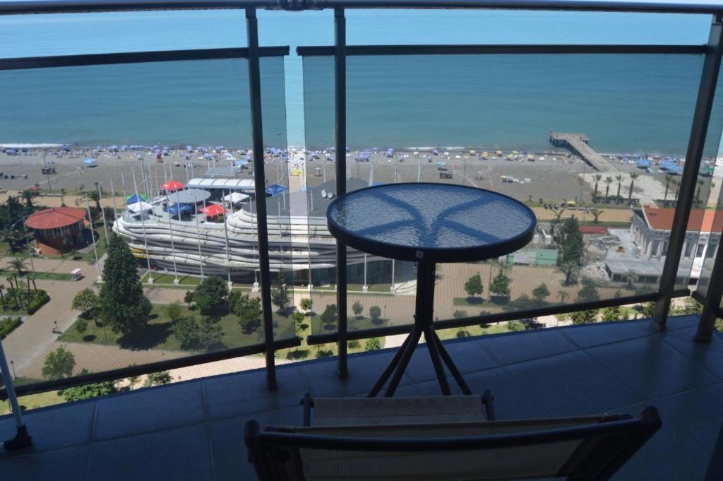 Orbi Luxury Apartments Батуми Экстерьер фото