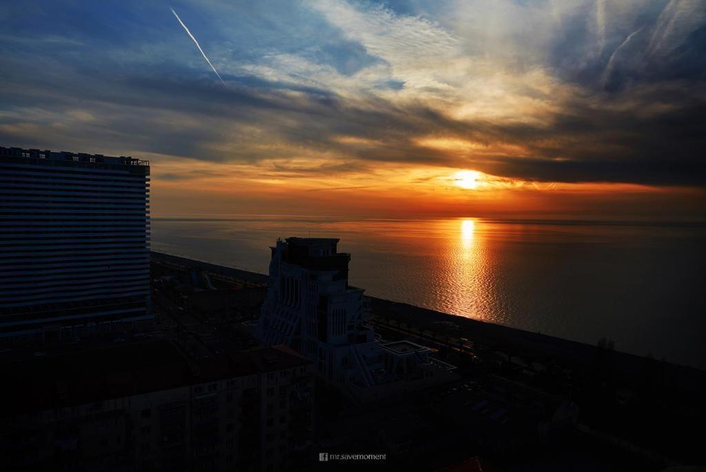 Orbi Luxury Apartments Батуми Экстерьер фото